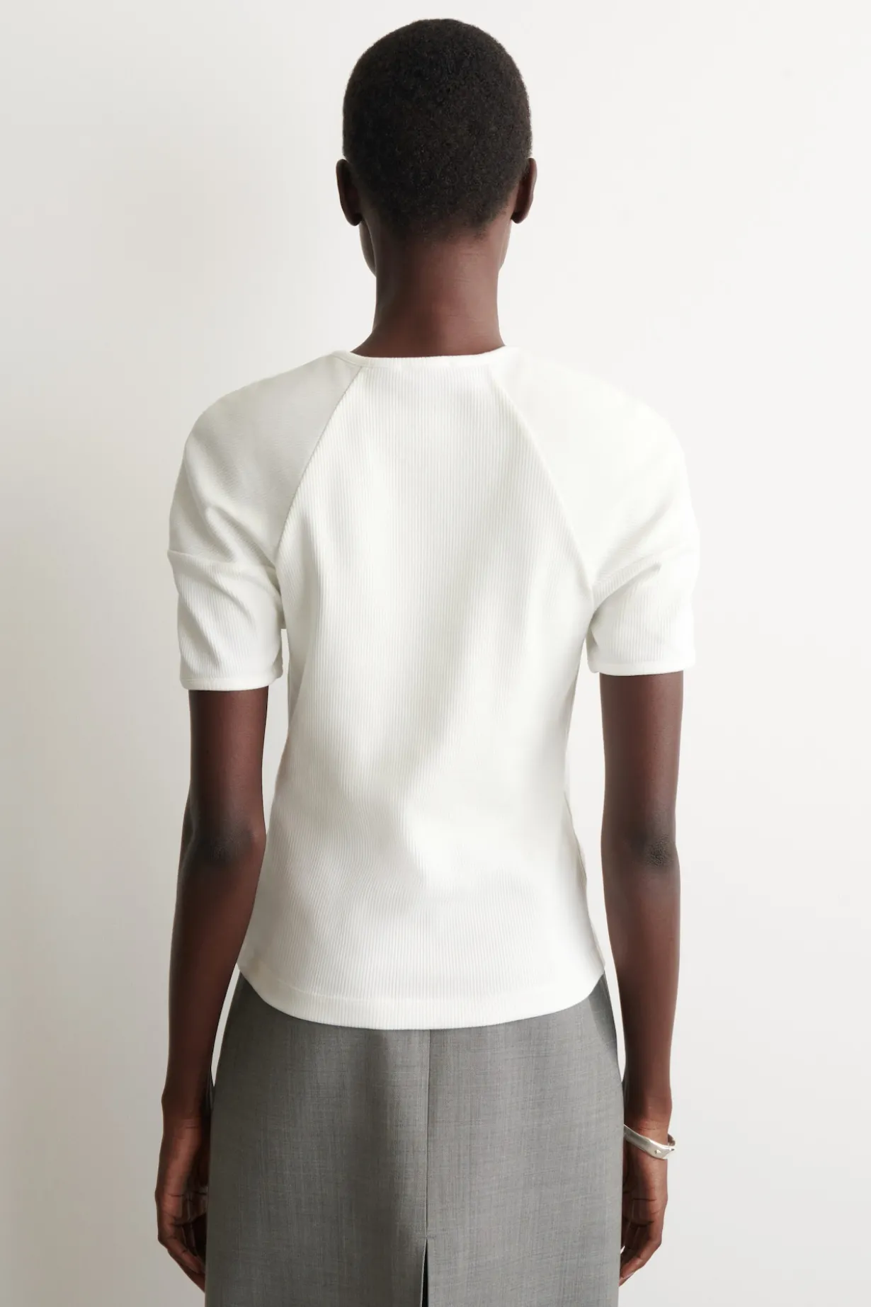 ROUNDED RIBBED JERSEY HENLEY TOP