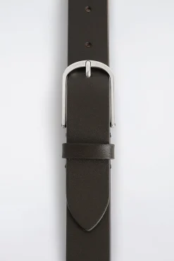ROUNDED-BUCKLE LEATHER BELT