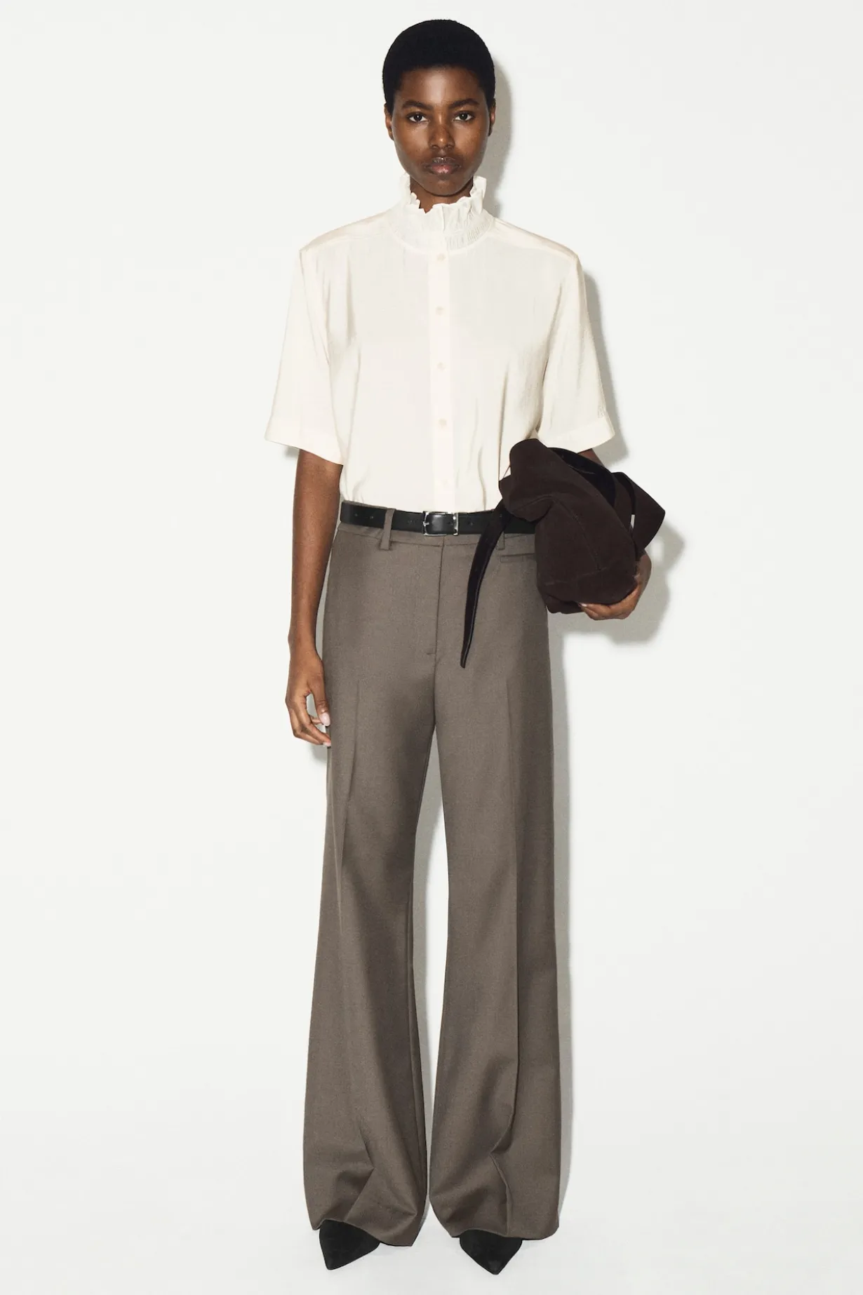 RUFFLE-COLLAR MODAL BLOUSE