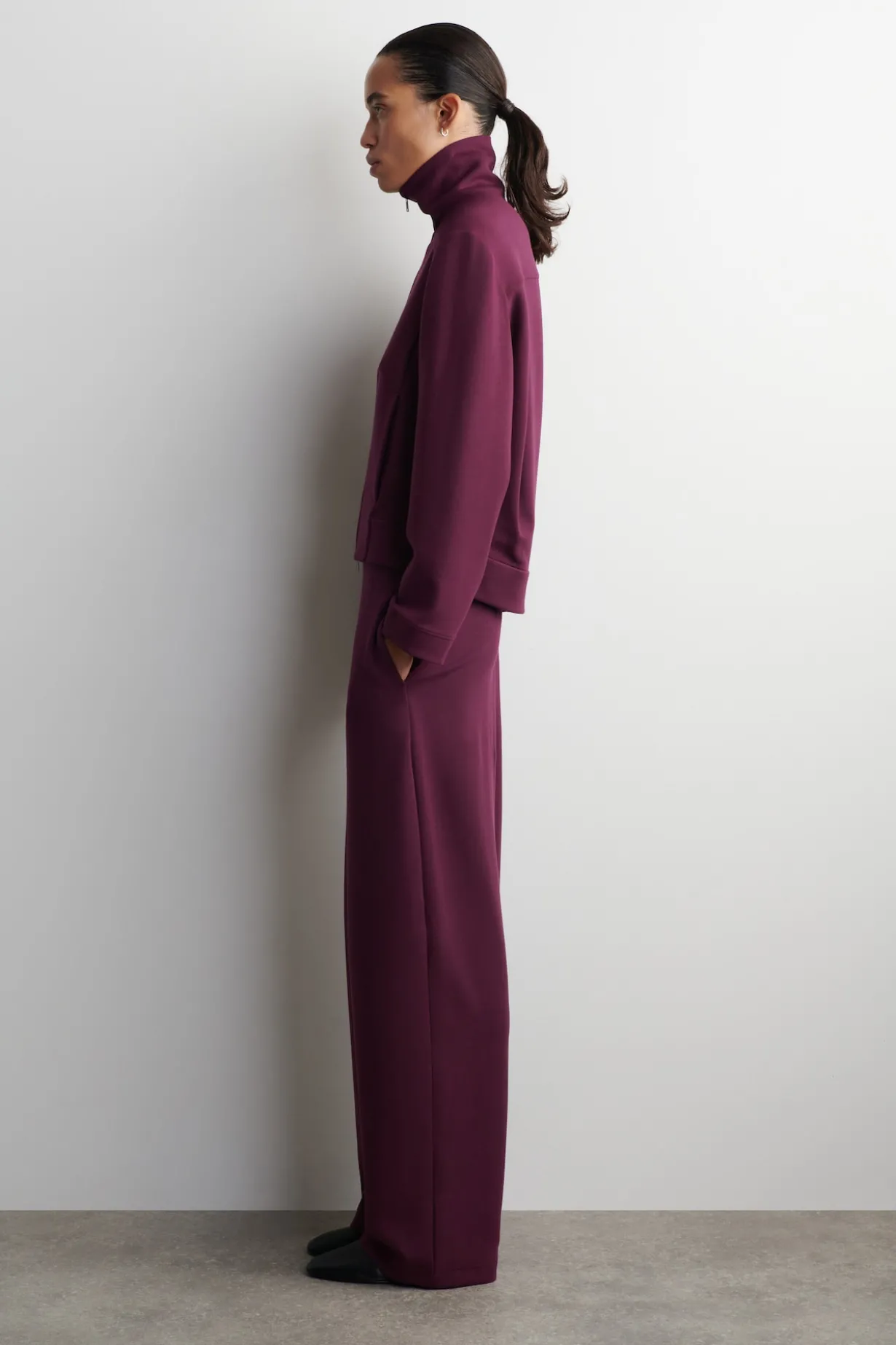 SCUBA BARREL-LEG JOGGERS