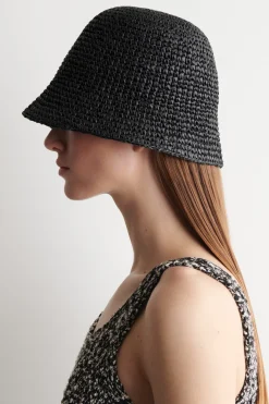 SCULPTED STRAW BUCKET HAT