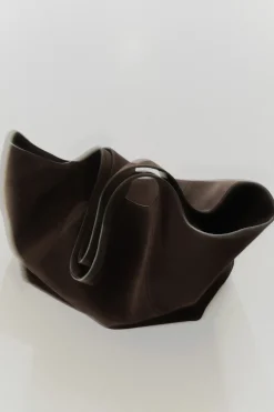 SCULPTED TOTE BAG - SUEDE