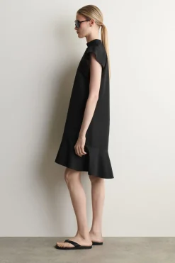 SCULPTED TURTLENECK DRESS