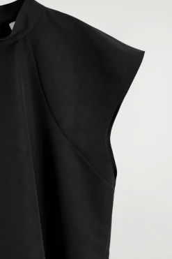SCULPTED TURTLENECK DRESS