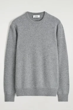 SEAMLESS CASHMERE CREW-NECK SWEATER