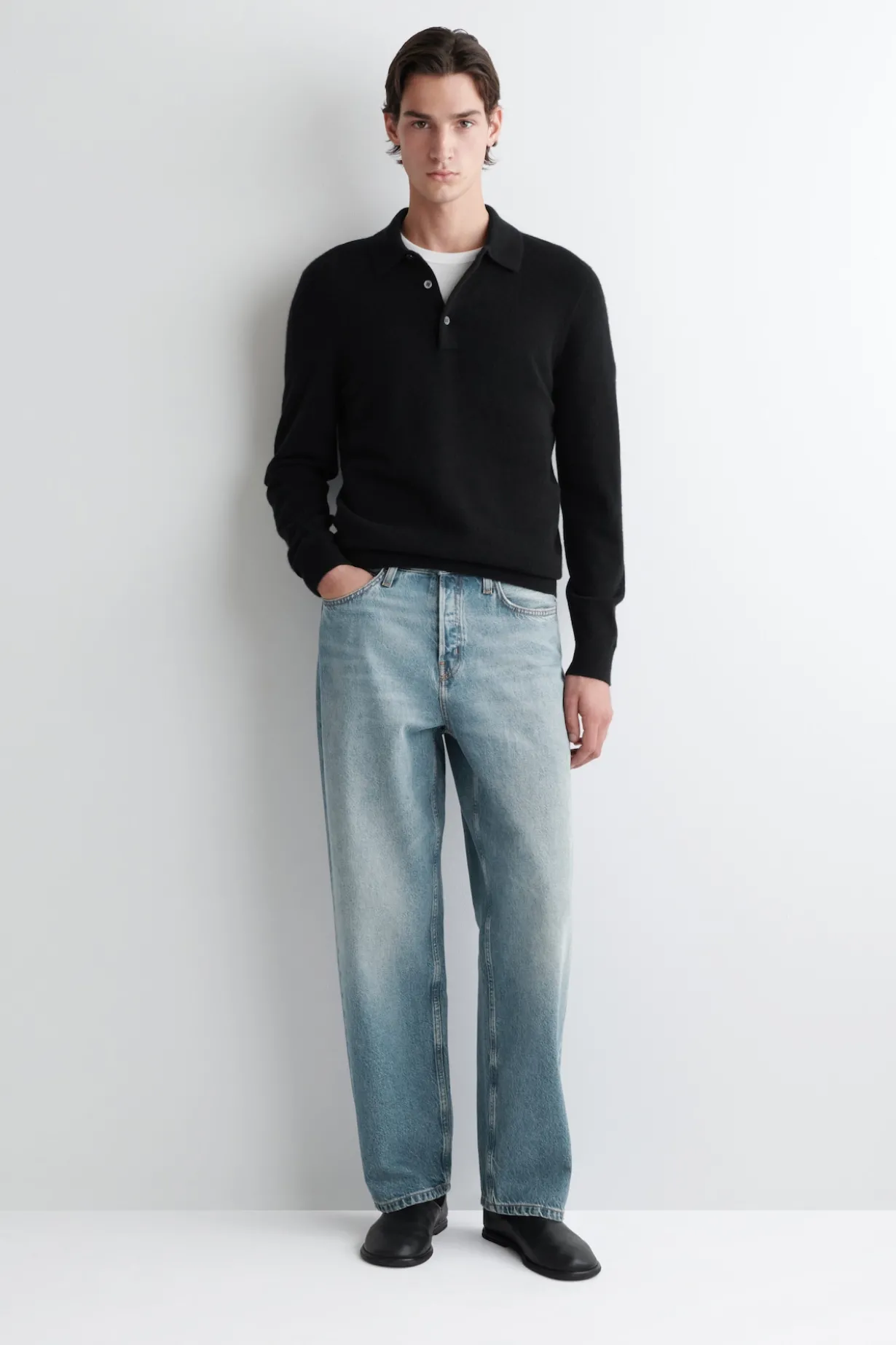 SEAMLESS CASHMERE POLO SHIRT