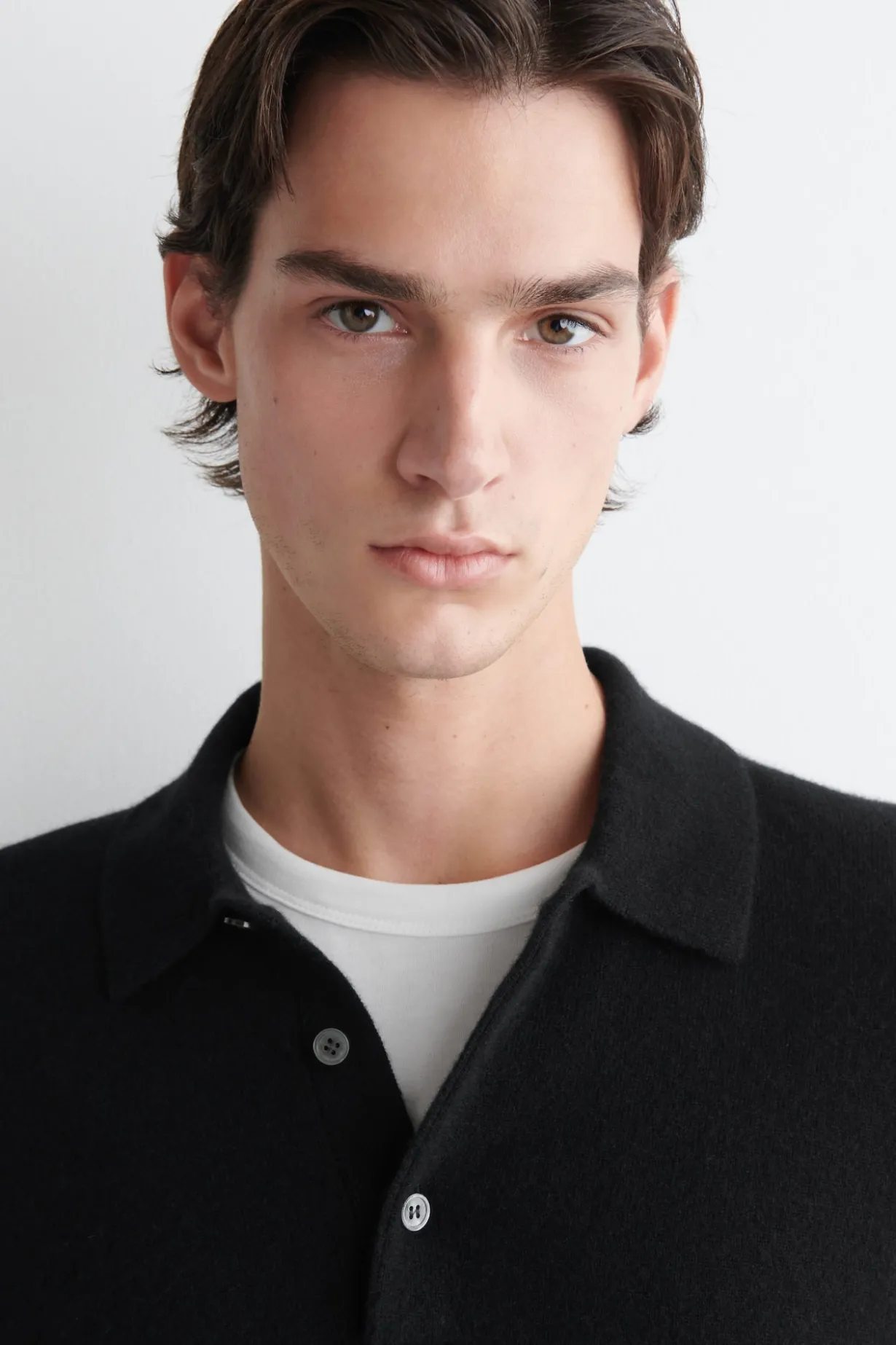 SEAMLESS CASHMERE POLO SHIRT
