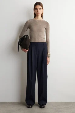 SEAMLESS MERINO WOOL LONG-SLEEVED TOP