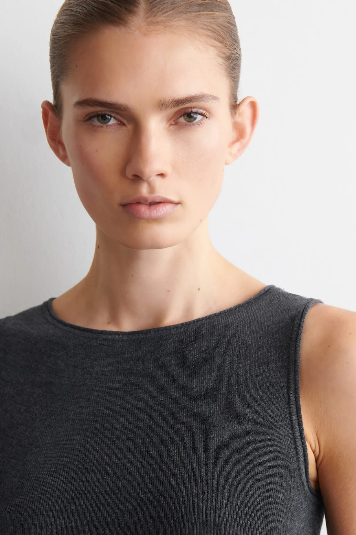 SEAMLESS MERINO WOOL MINI DRESS