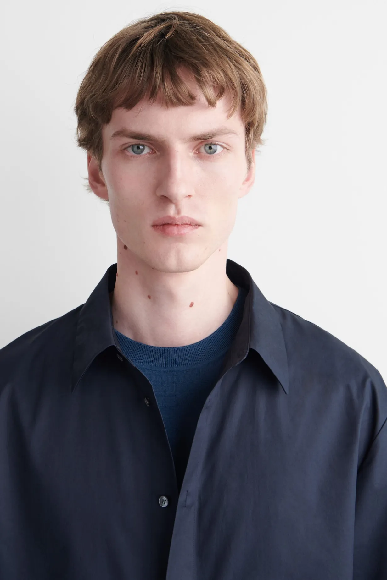 SHORT-SLEEVED COTTON SHIRT