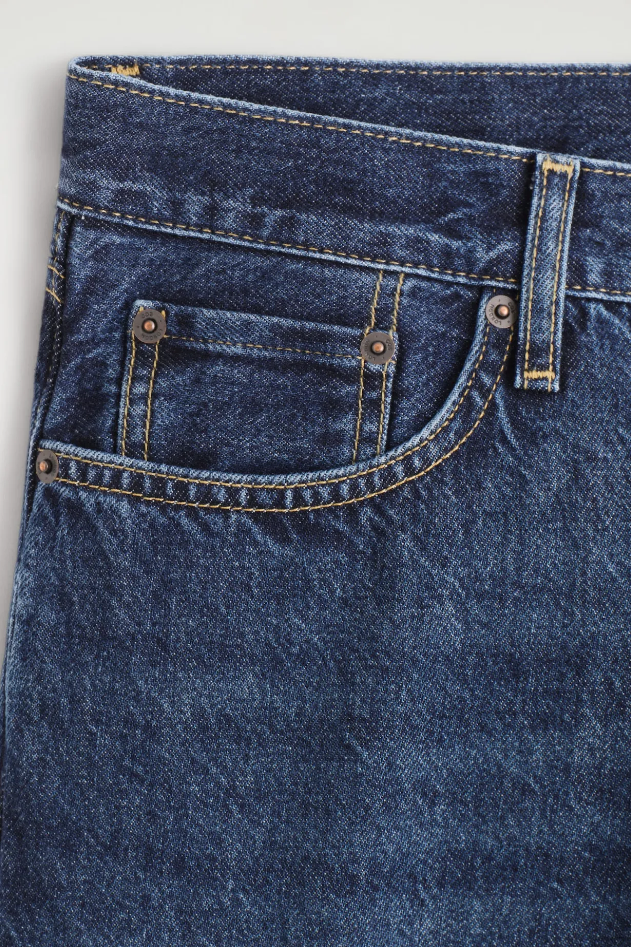 SIGNATURE REGULAR-FIT STRAIGHT-LEG JEANS