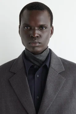 SINGLE-BREASTED WOOL BLAZER