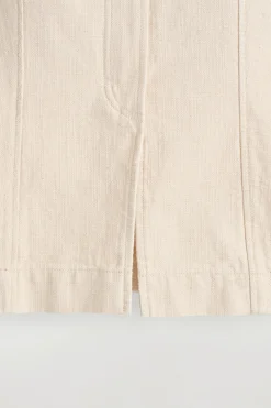 SLEEVELESS DENIM TOP