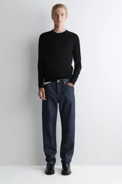 SLIM MERINO WOOL CREW-NECK SWEATER