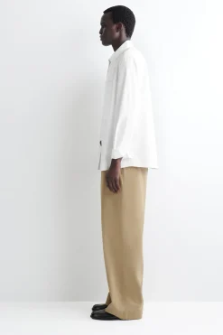 SLIM POCKET-DETAIL PIMA COTTON SHIRT