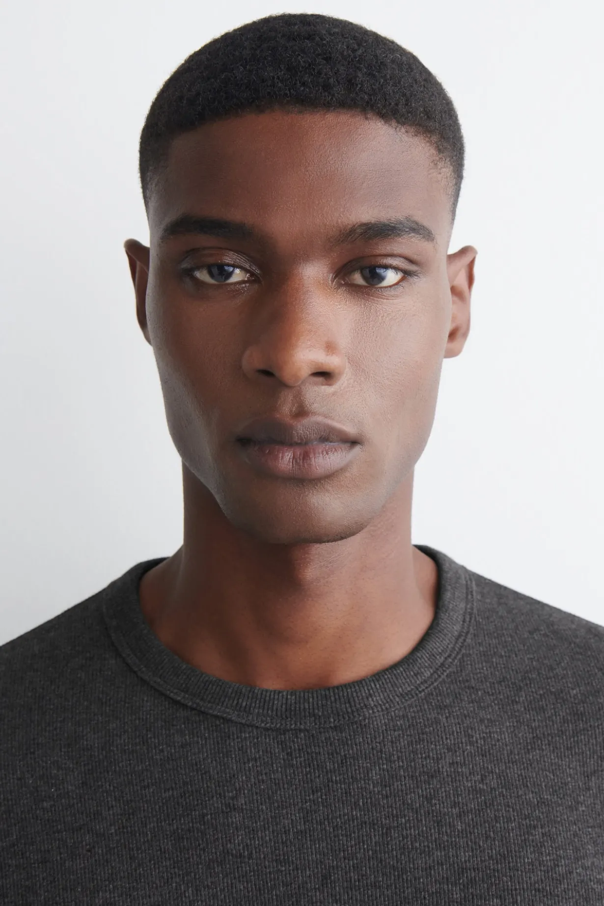 SLIM RIBBED COTTON LONG-SLEEVED T-SHIRT