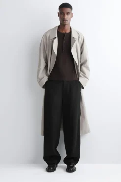 SLIM RIBBED COTTON LONG-SLEEVED HENLEY T-SHIRT