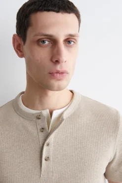 SLIM-FIT RIBBED HENLEY T-SHIRT