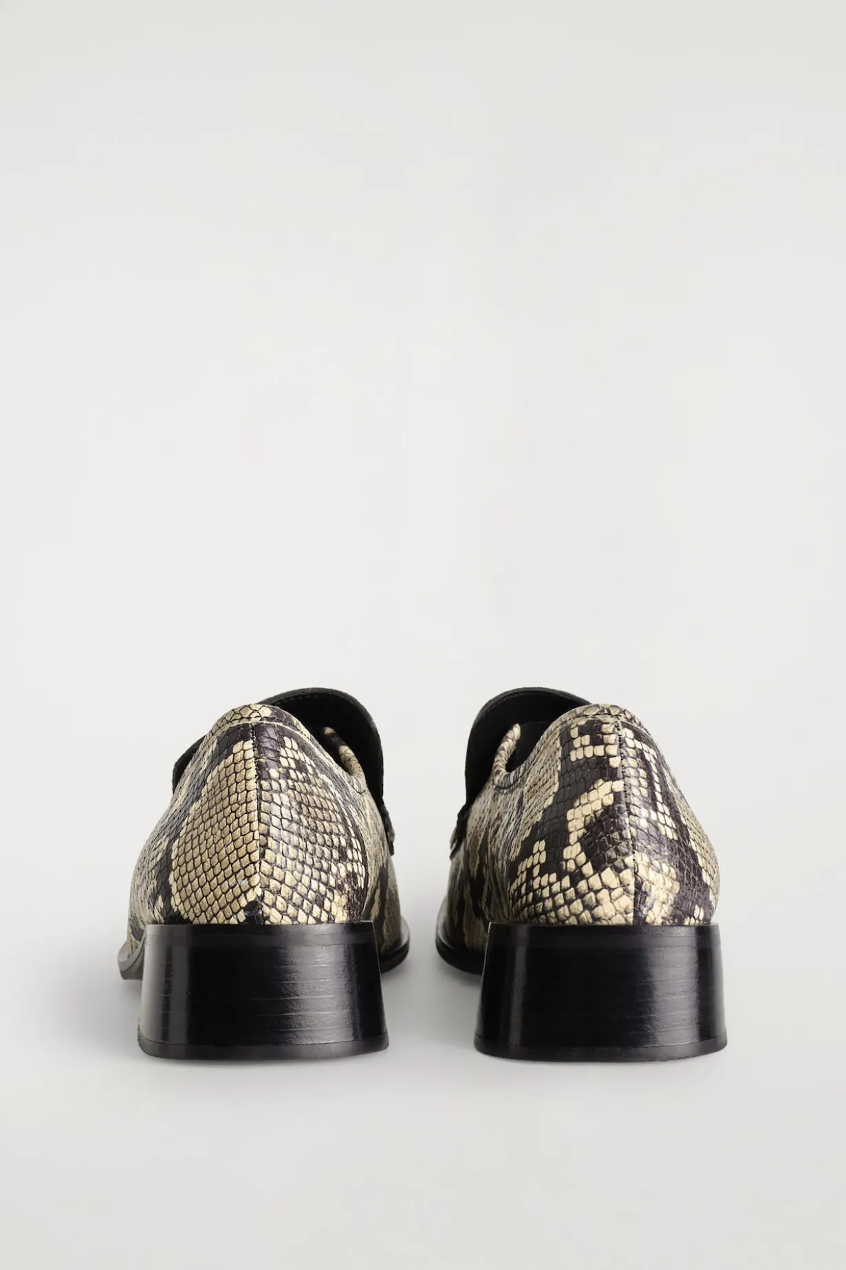 SQUARE-TOE LEATHER HEEL LOAFERS
