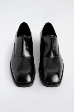 SQUARE-TOE LEATHER OXFORD SHOES