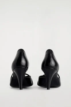 STRAP-DETAIL LEATHER PUMPS