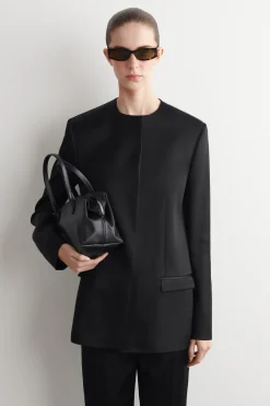 STRUCTURED COLLARLESS SATIN BLAZER