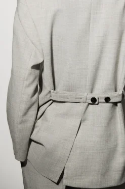 STRUCTURED WOOL-BLEND BLAZER