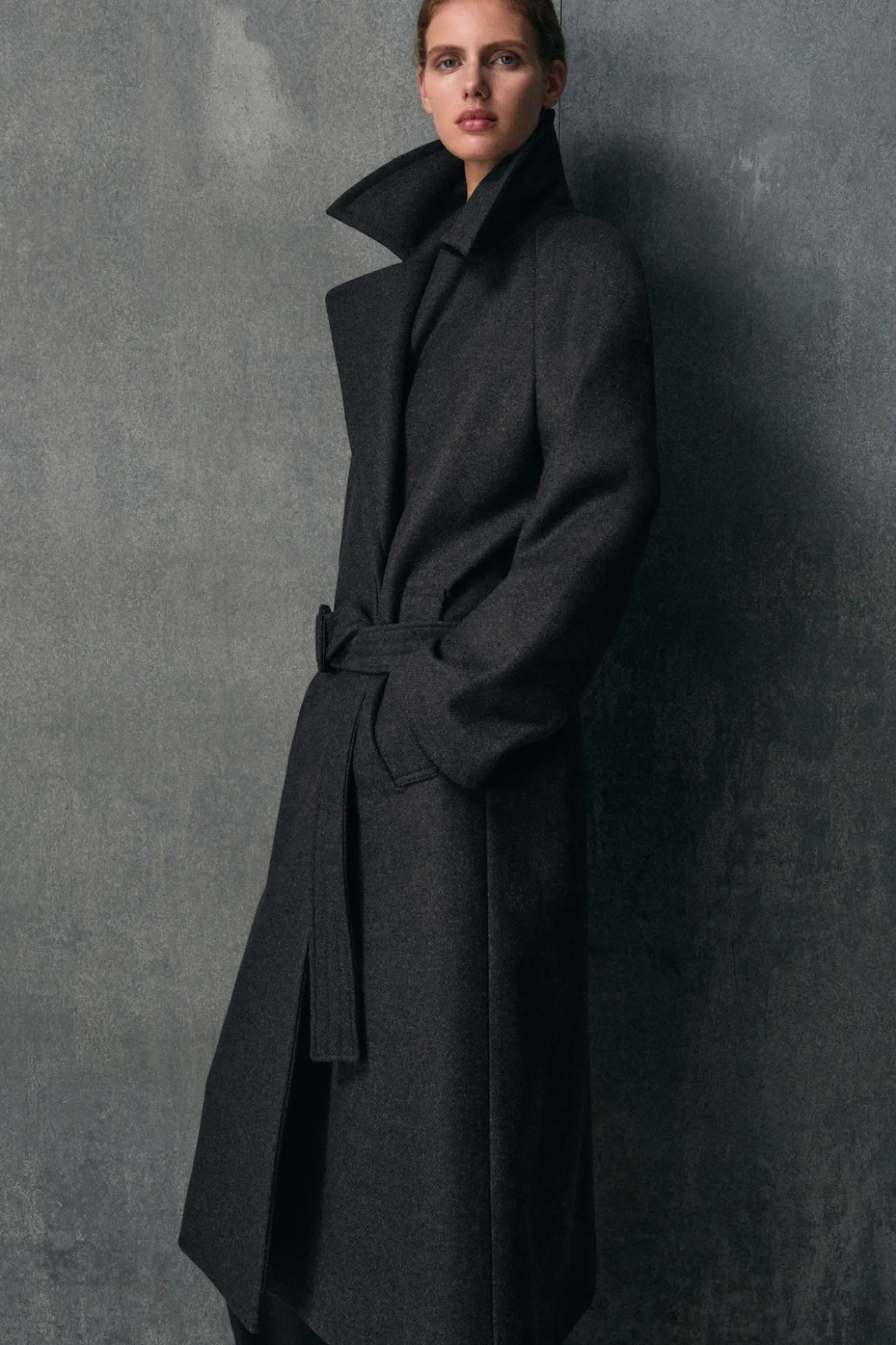 TAILORED BELTED WOOL-TWILL COAT