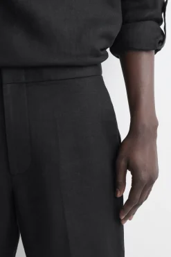 TAILORED LINEN SHORTS