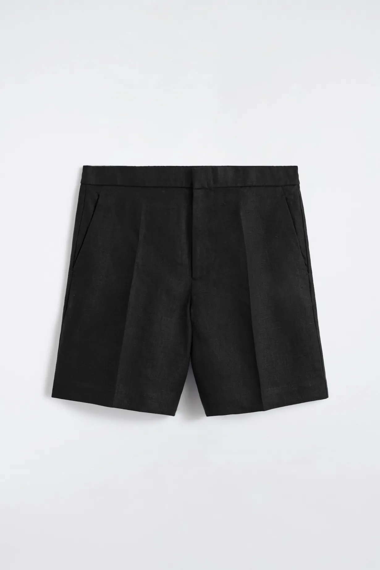 TAILORED LINEN SHORTS