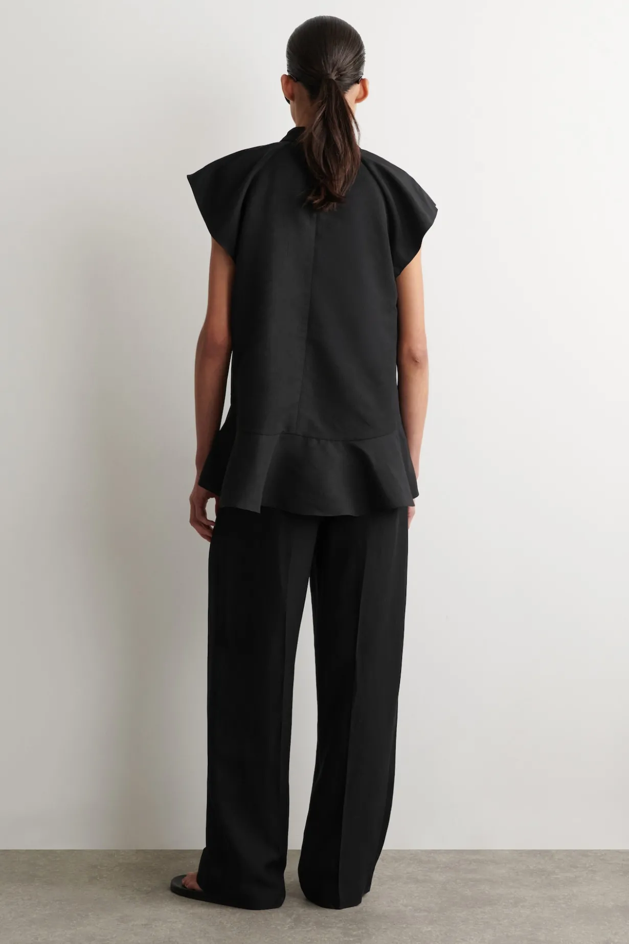 TAILORED LINEN-BLEND STRAIGHT-LEG PANTS