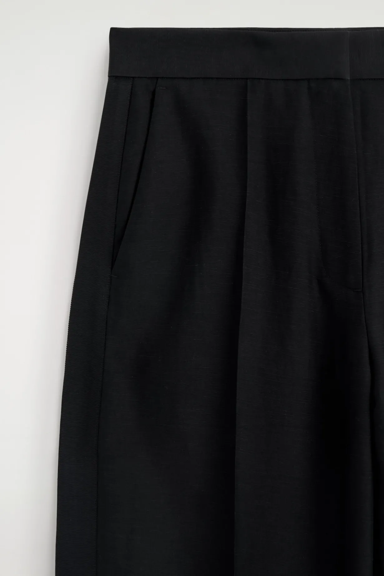 TAILORED LINEN-BLEND STRAIGHT-LEG PANTS