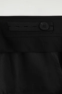 TAILORED SATIN STRAIGHT-LEG PANTS