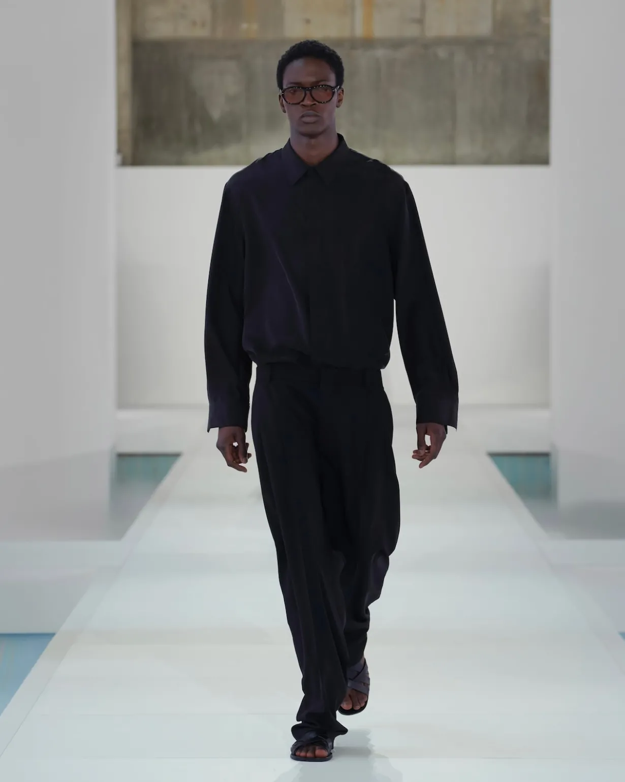 TAILORED SILK SHIRT