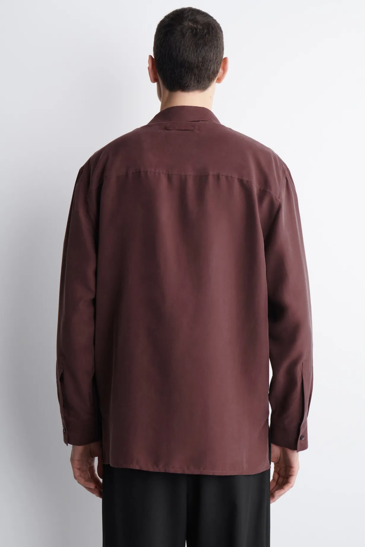 TAILORED SILK SHIRT