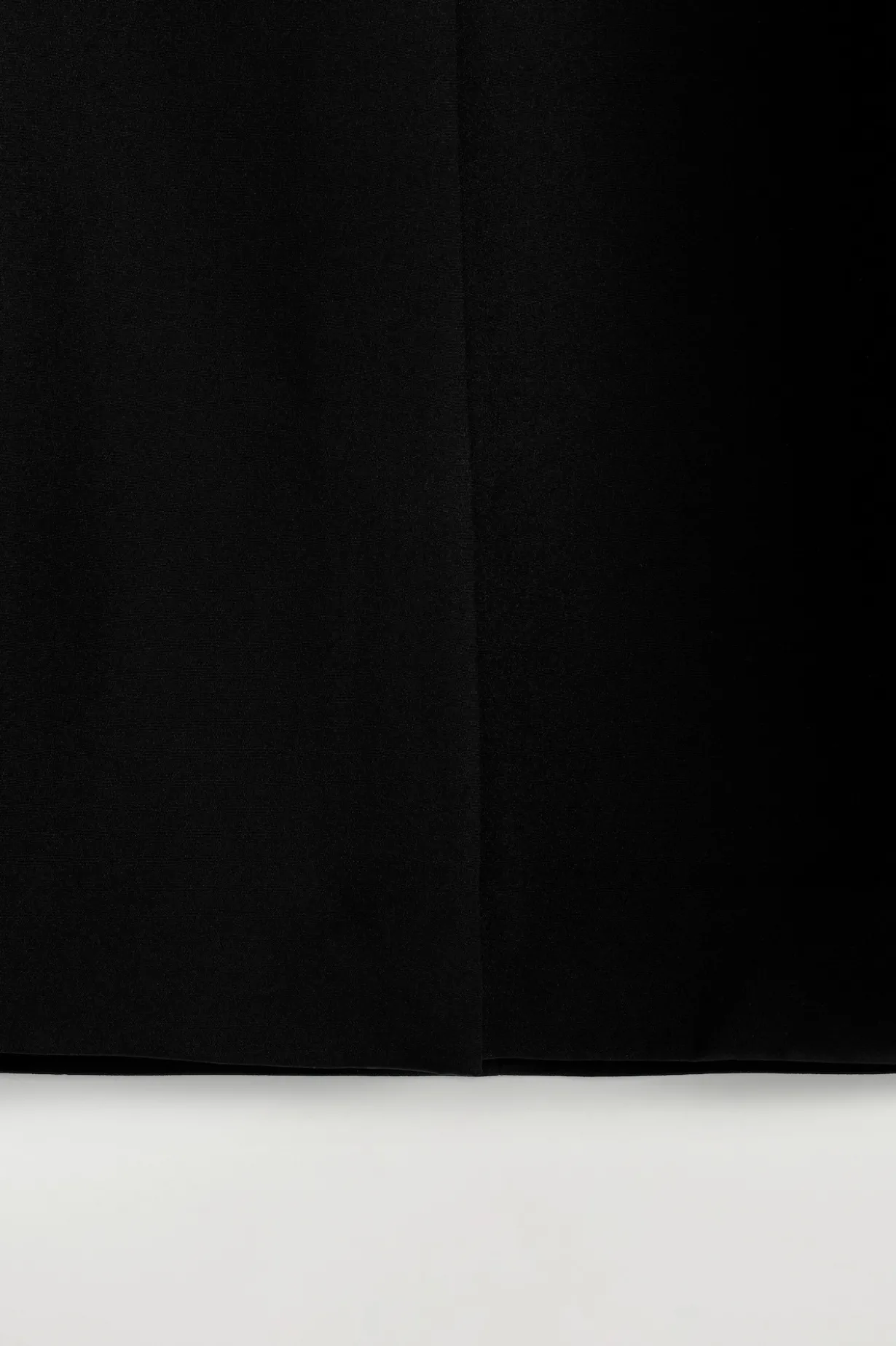 TAILORED SILK TOP