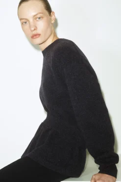 TAILORED STRAIGHT-LEG PANTS