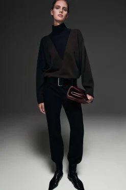 TAILORED STRAIGHT-LEG PANTS