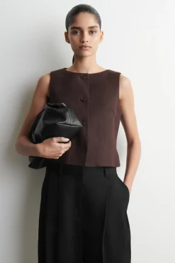 TAILORED VEST
