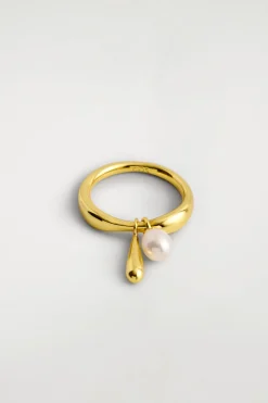 TEARDROP-CHARM RING