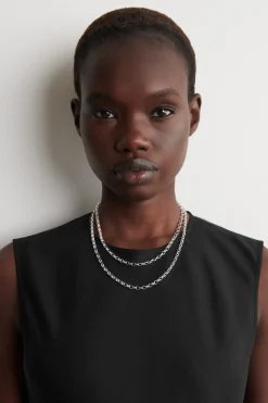 TEARDROP-LINK LONG CHAIN NECKLACE