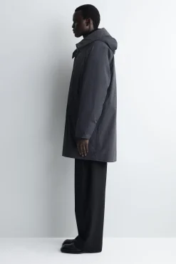 TECHNICAL HOODED DOWN PARKA