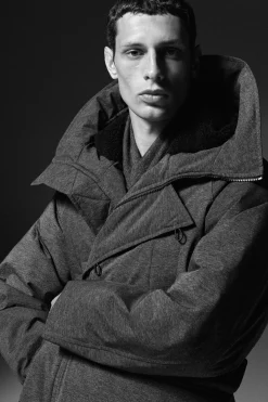 TECHNICAL HOODED DOWN PARKA