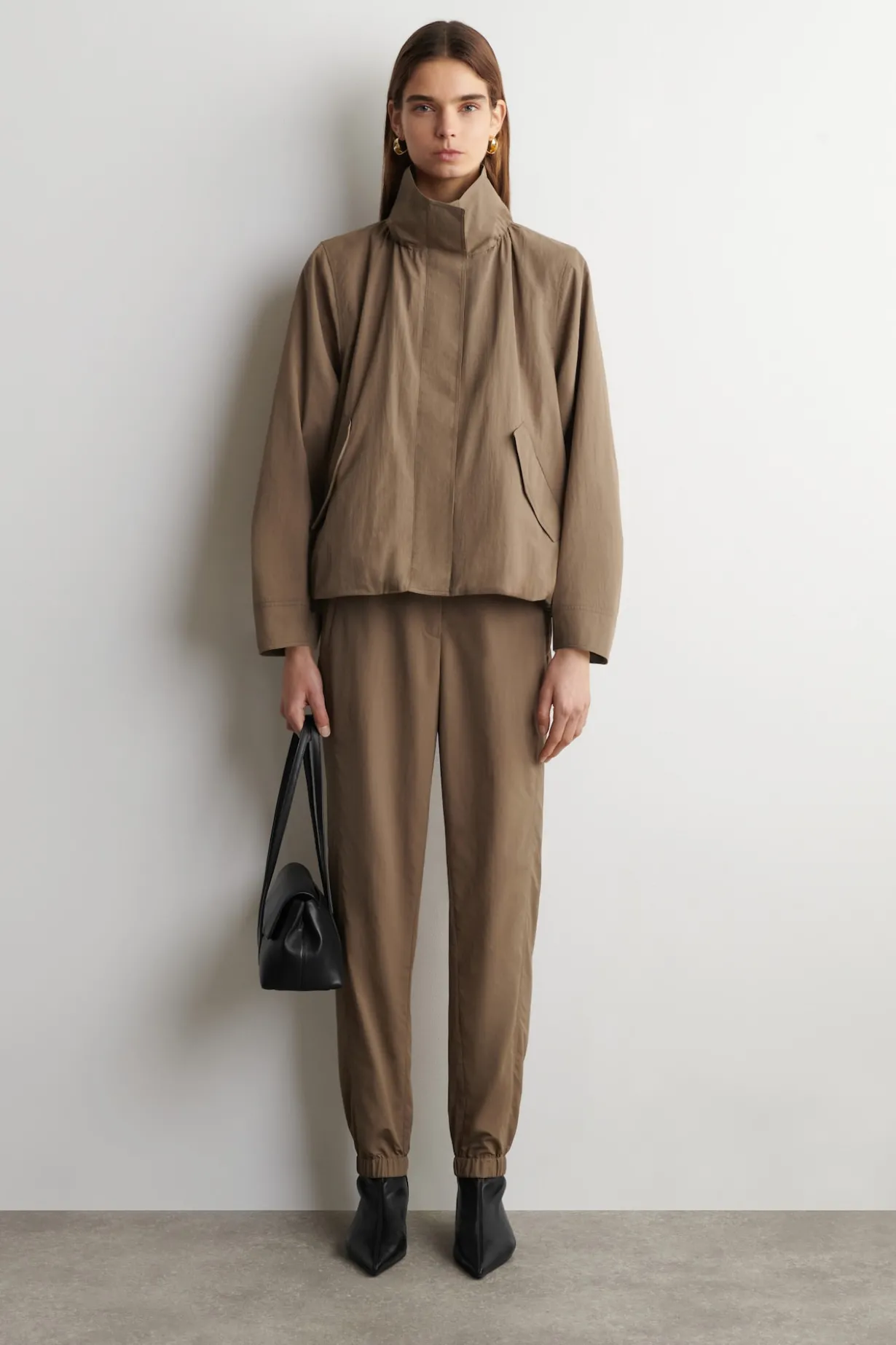 TECHNICAL NYLON BARREL-LEG PANTS