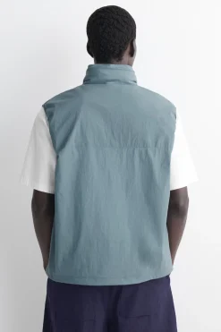 TECHNICAL WATER-RESISTANT NYLON VEST