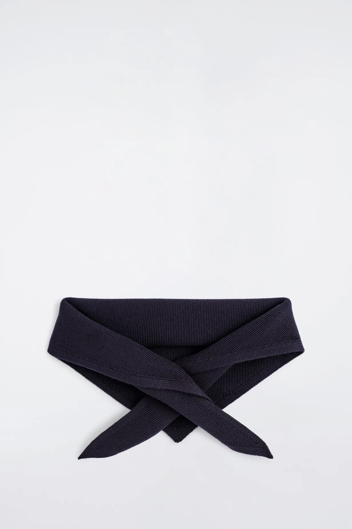 TEXTURED MERINO WOOL SCARF
