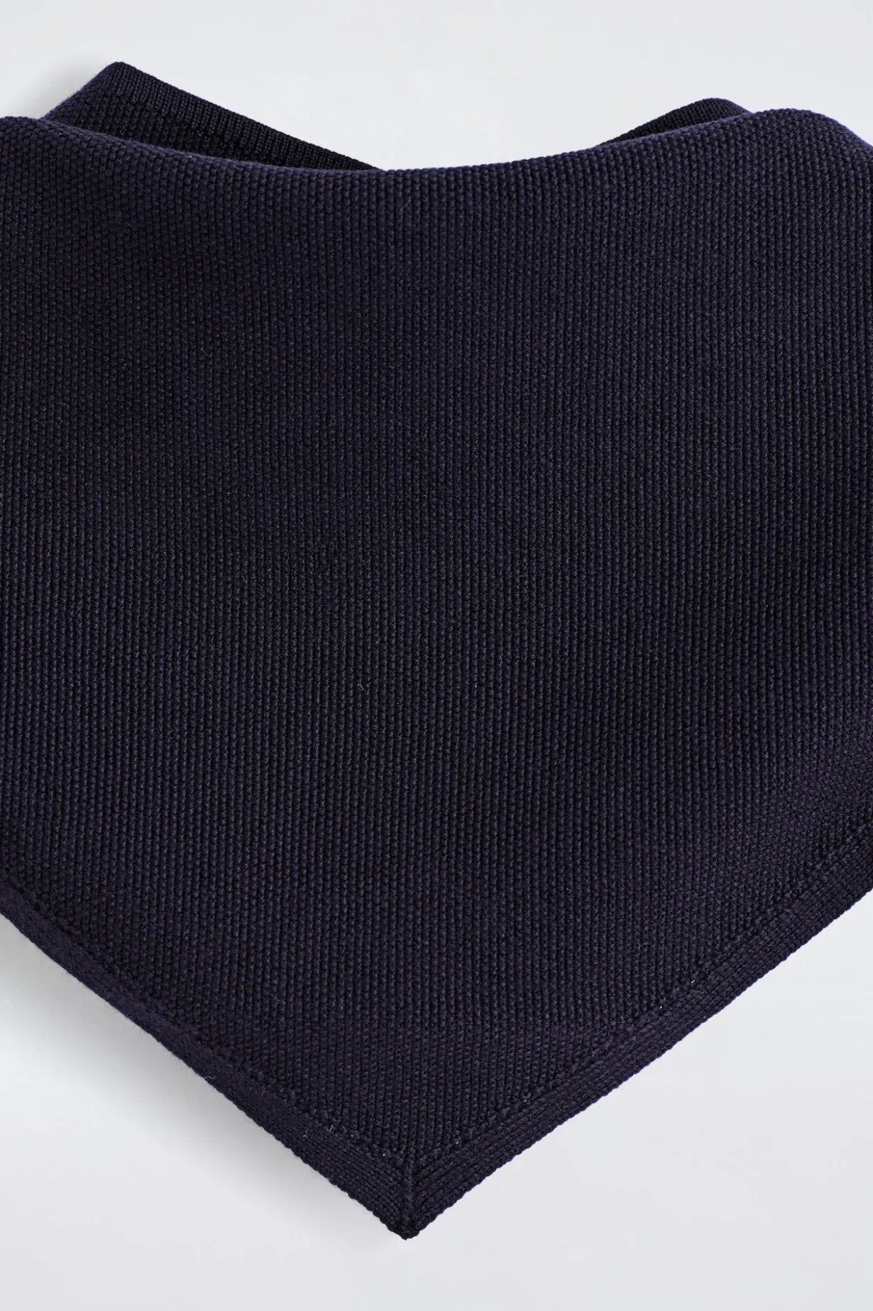 TEXTURED MERINO WOOL SCARF