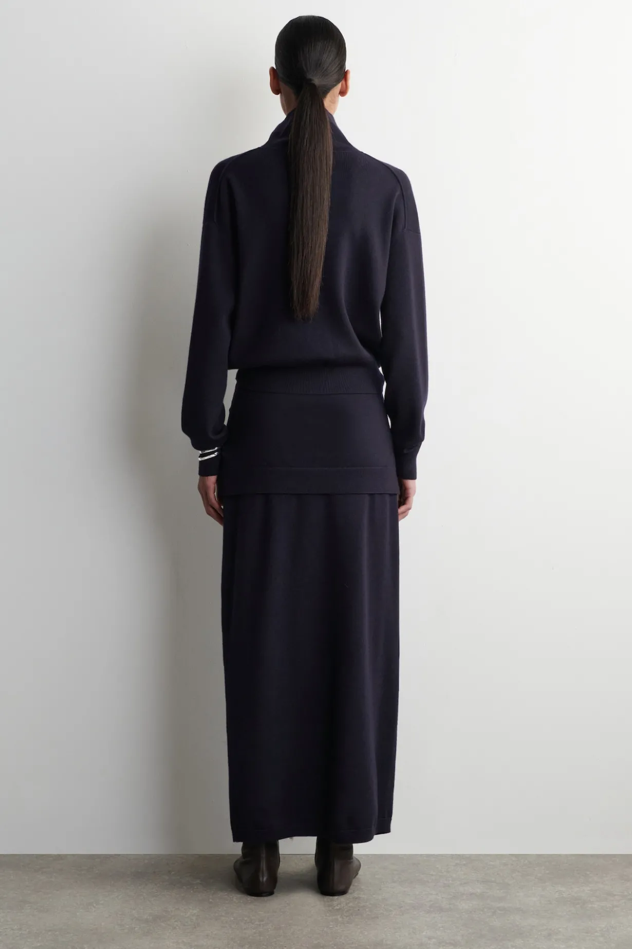 TIE-WAIST MERINO WOOL MIDI SKIRT