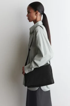 TRIFOLD PADDED CROSSBODY BAG