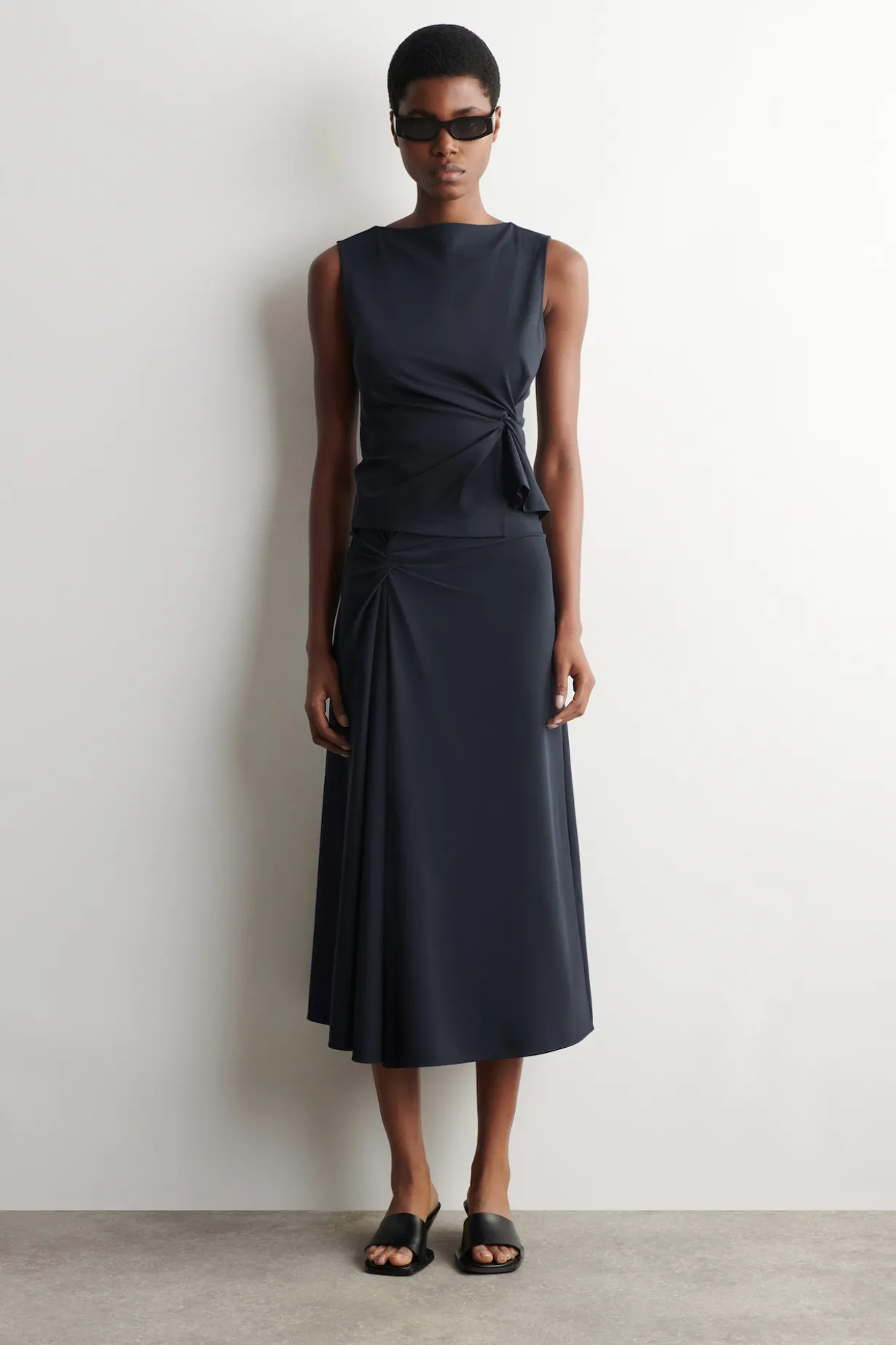 TWIST-DETAIL JERSEY MIDI SKIRT